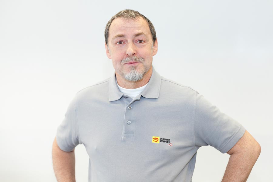 Portraitfoto: Mitarbeiter bei Elektro Rebholz in Augsburg
